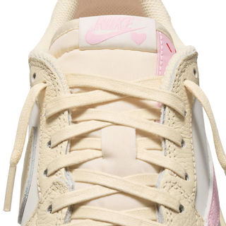 Air Jordan 1 Retro Low OG SP Travis Scott Shy Pink