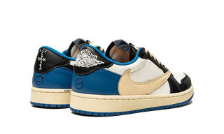 Air Jordan 1 Low OG SP x Fragment Design x Travis Scott - SneakCenter