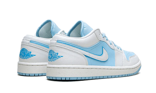 Air Jordan 1 Low SE Reverse Ice Blue (W) - SneakCenter