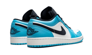 Air Jordan 1 Low UNC (2021) - SneakCenter