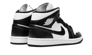 Air Jordan 1 Mid Panda - SneakCenter