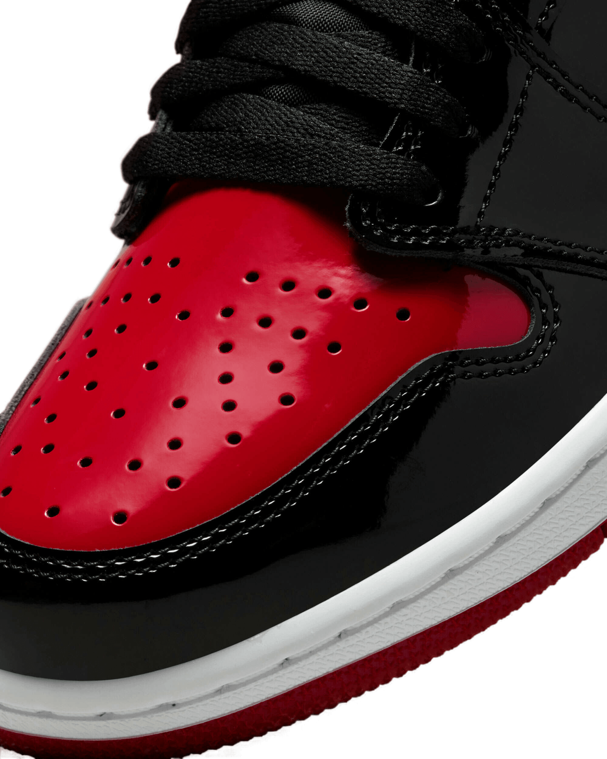 Air Jordan 1 Retro High OG Patent Bred – SneakCenter Romania Air Jordan 1 Retro High OG Patent Bred – SneakCenter Romania