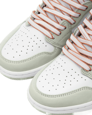 Air Jordan 1 Retro High OG Seafoam - SneakCenter