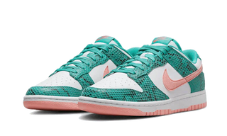 Nike Dunk Low Bleached Coral - SneakCenter