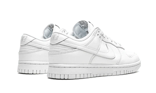 Nike Dunk Low Triple White - SneakCenter