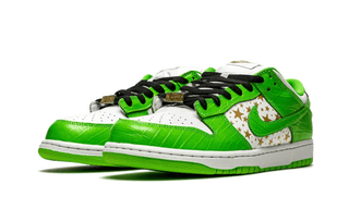 Nike SB Dunk Low Supreme Mean Green - SneakCenter