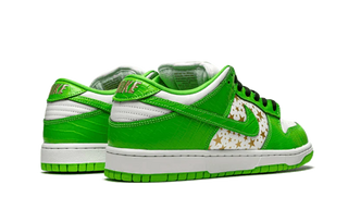 Nike SB Dunk Low Supreme Mean Green - SneakCenter